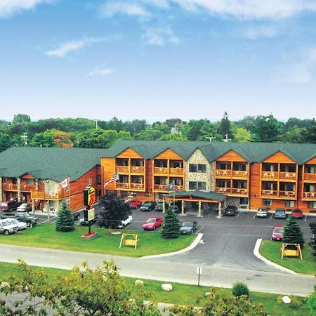 Super 8 By Wyndham Bridgeview Of Mackinaw City Bagian luar foto